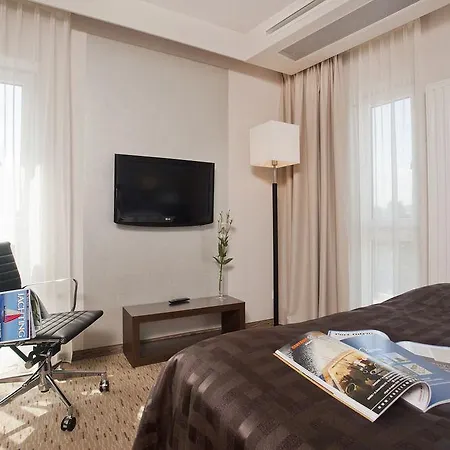 ホテル Arkon Park Gdansk- Destigo 4*