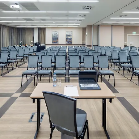 Arkon Park Gdansk- Destigo מלון גדנסק