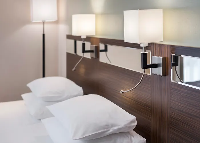 ホテル Arkon Park Gdansk- Destigo グダニスク