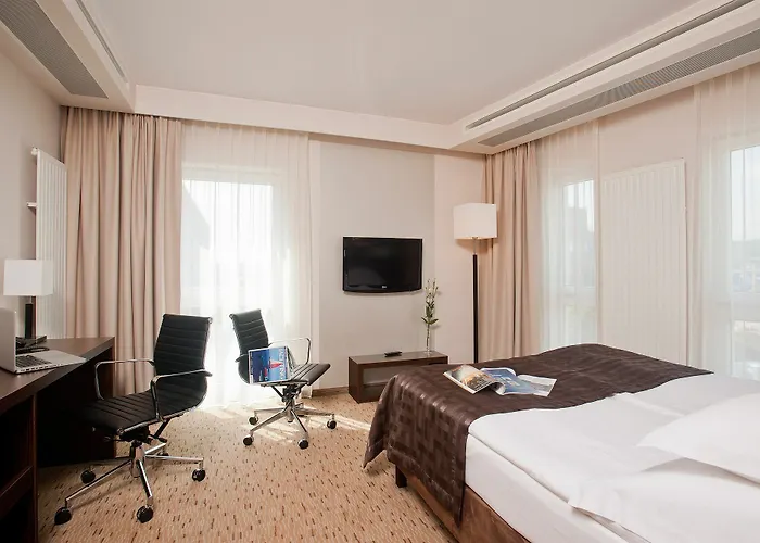 ホテル Arkon Park Gdansk- Destigo 4*